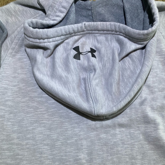 Under Armour sleeveless workout holdie- Small(loose) - Picture 2 of 11